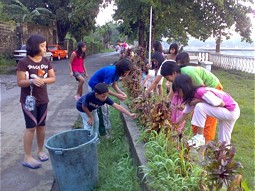  Clean up the shore line of Lake Sampaloc 